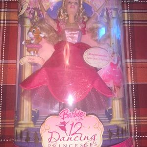 Barbie The 12 Dancing princesses